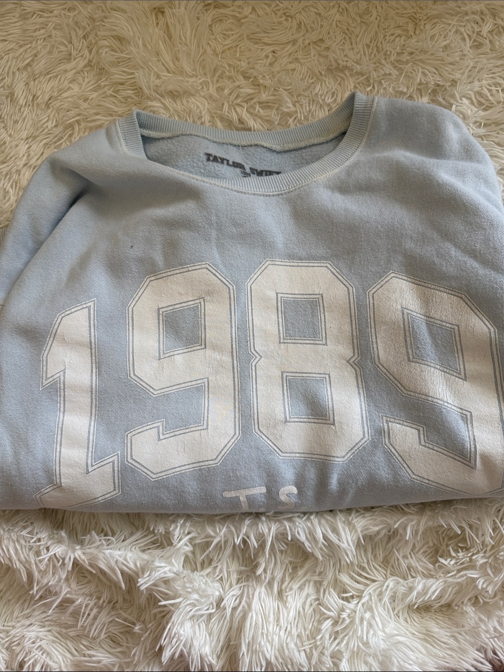 Taylor Swift Pale Blue '1989' Pullover Sweatshirt